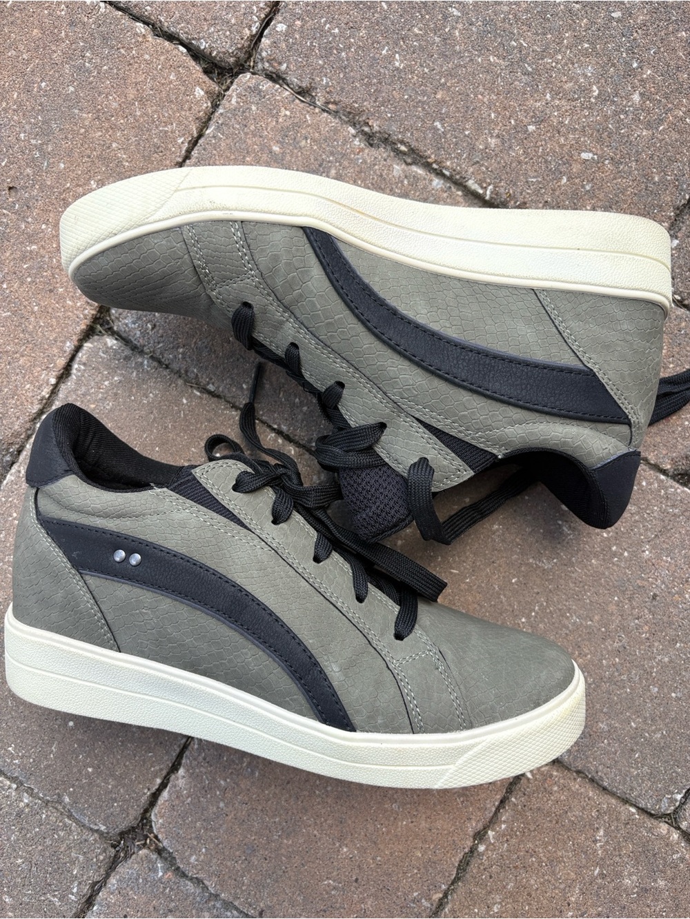 Ryka Olive Green and Black Women's Athletic Sneakers